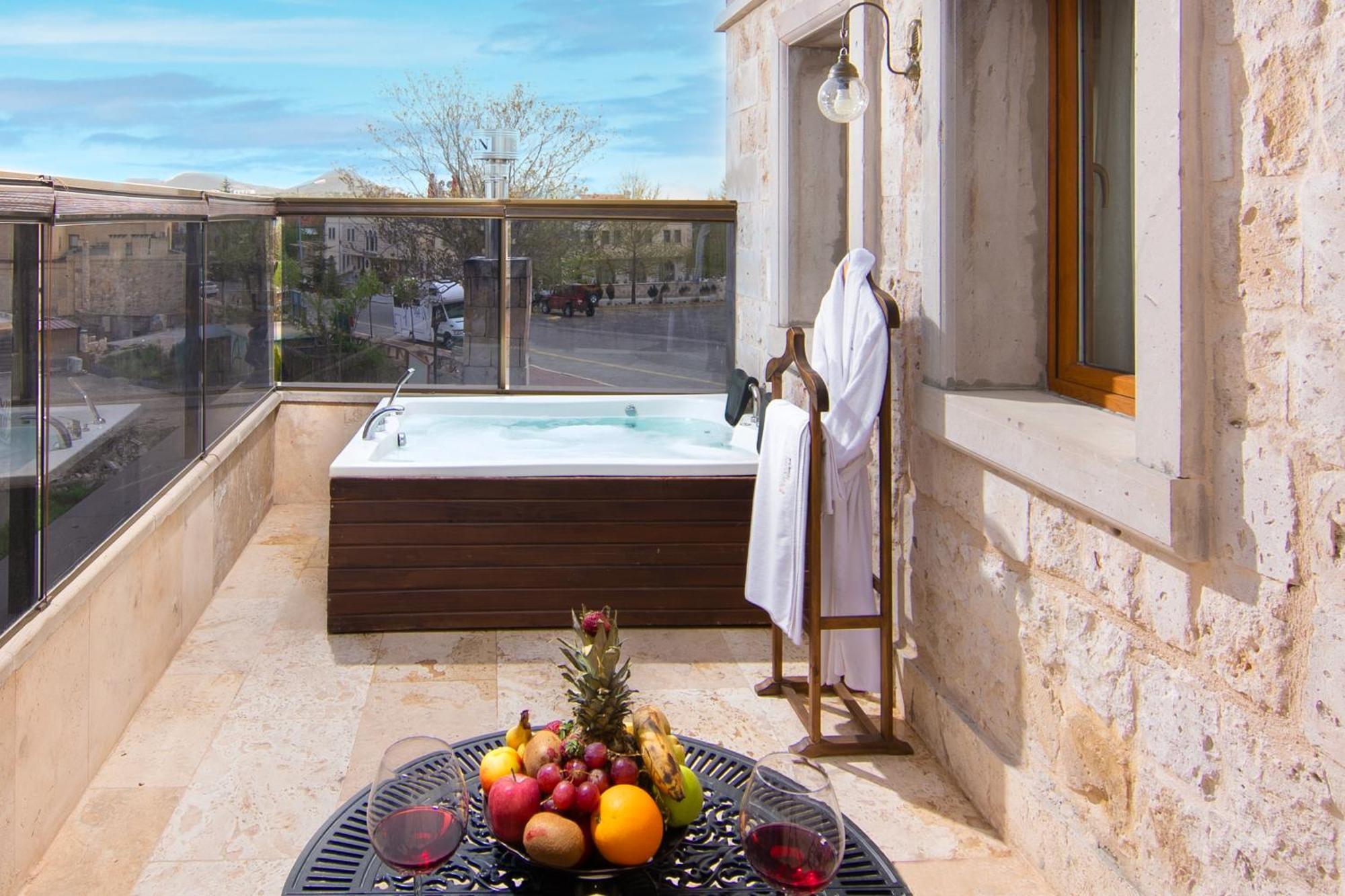 Cappadocia Pegasos Cave Suite Hotel Uchisar Exterior photo
