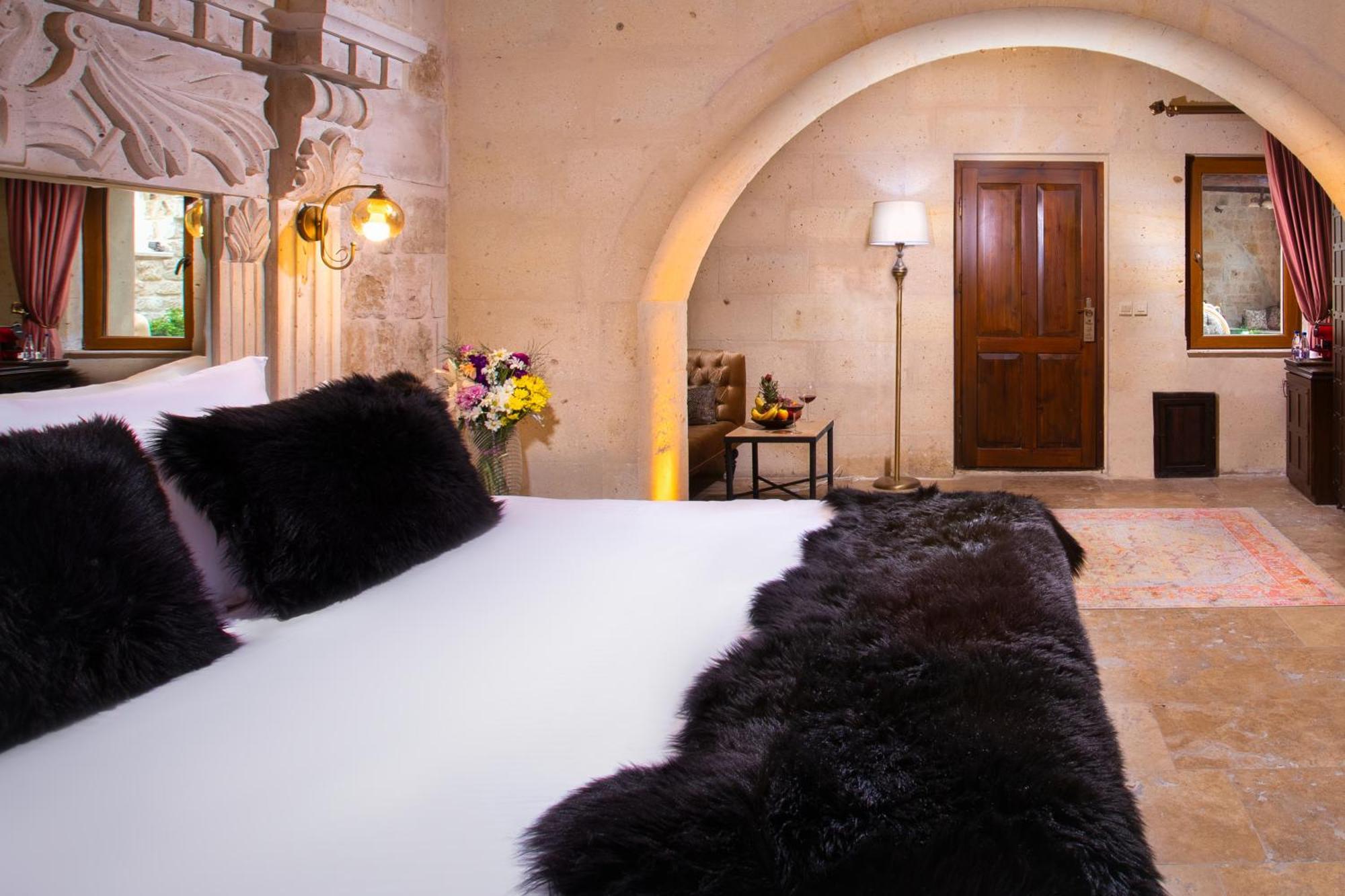 Cappadocia Pegasos Cave Suite Hotel Uchisar Exterior photo