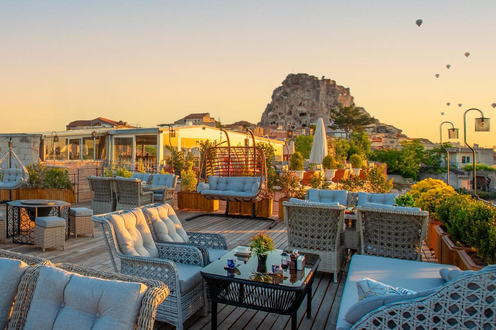 Cappadocia Pegasos Cave Suite Hotel Uchisar Exterior photo