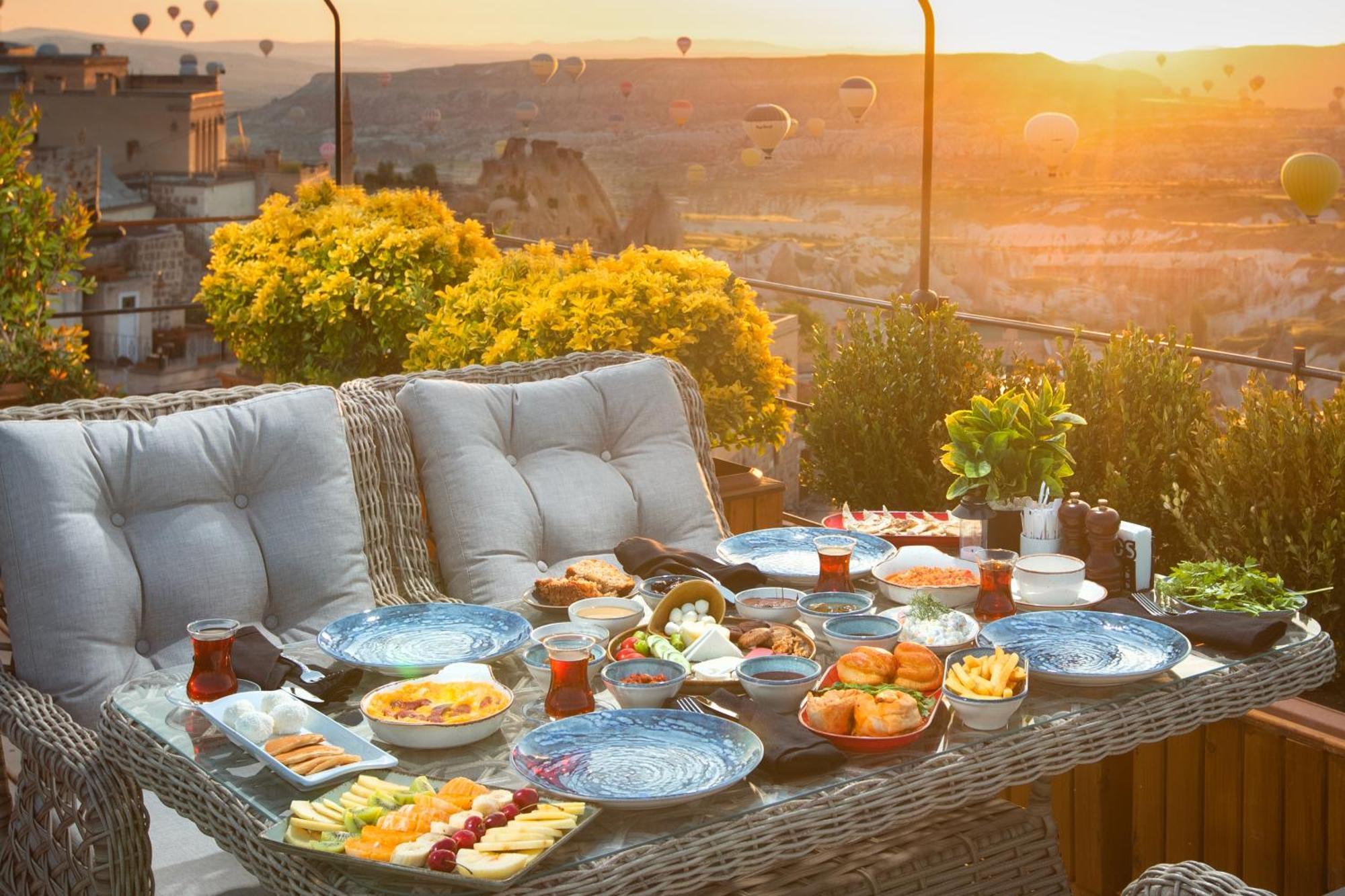 Cappadocia Pegasos Cave Suite Hotel Uchisar Exterior photo