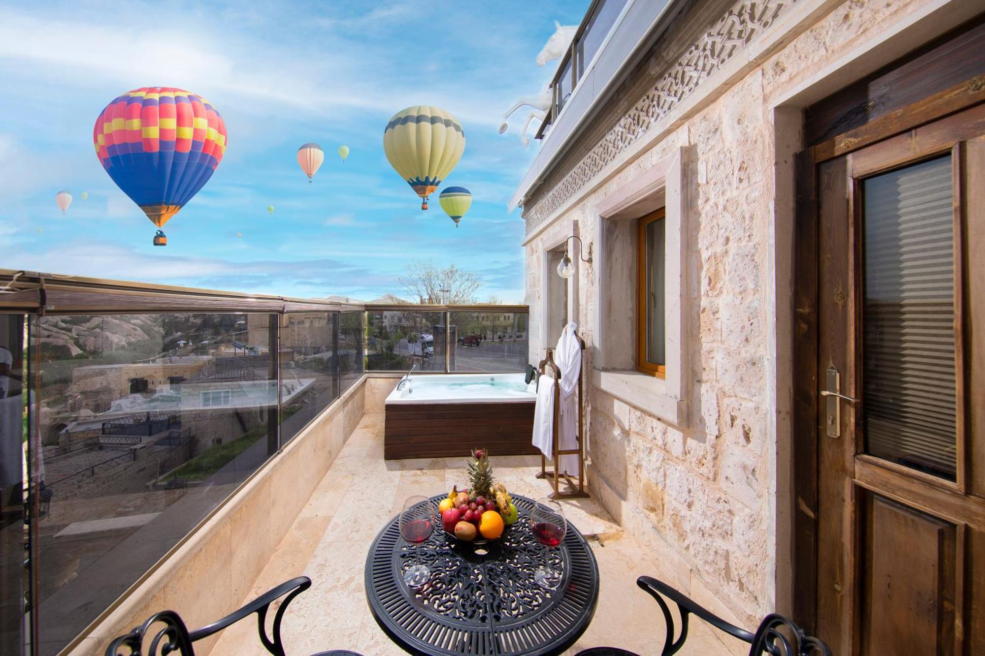 Cappadocia Pegasos Cave Suite Hotel Uchisar Exterior photo